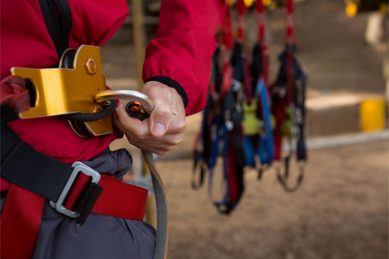 Put on the safety harness